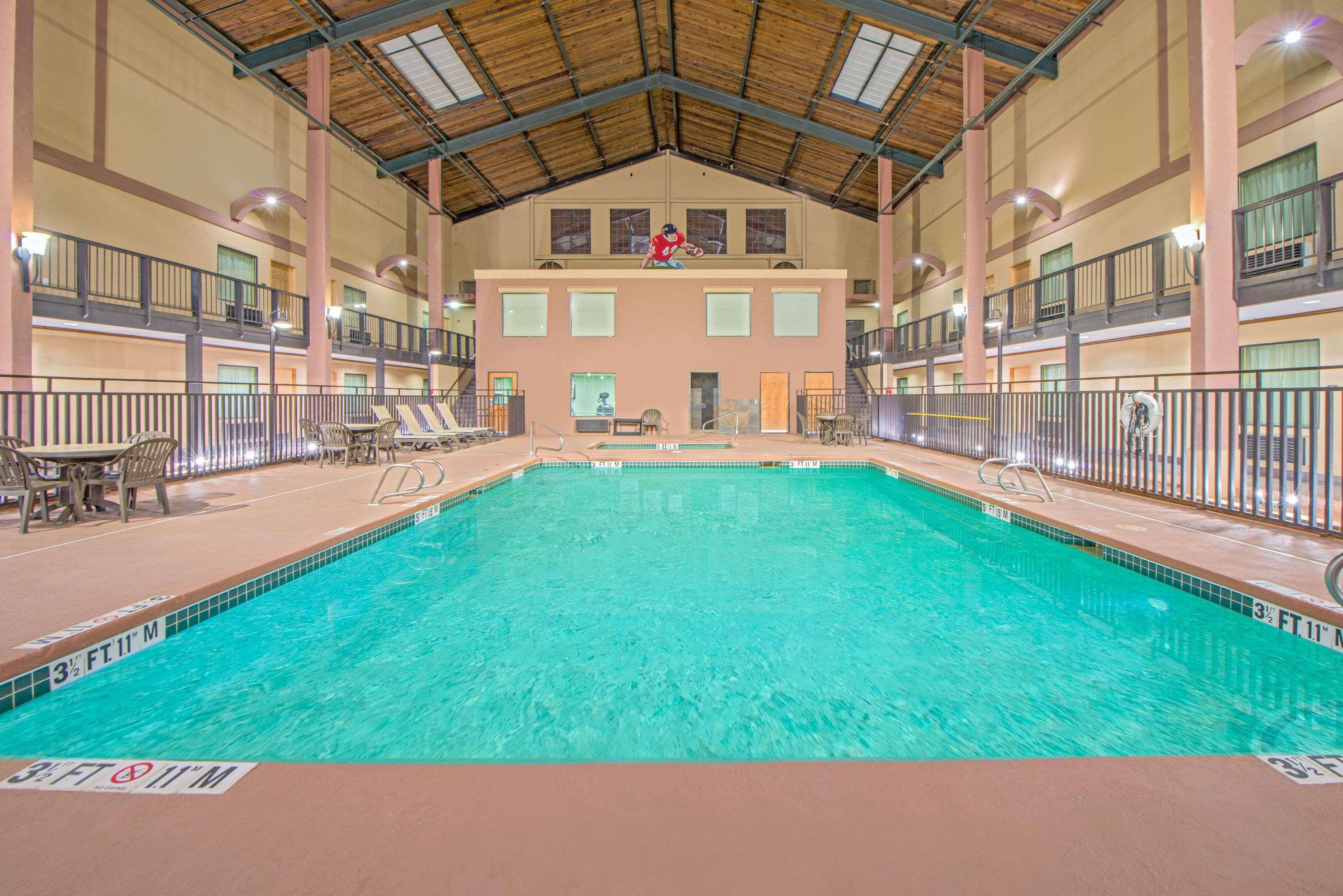 Days Inn By Wyndham Lubbock South מראה חיצוני תמונה