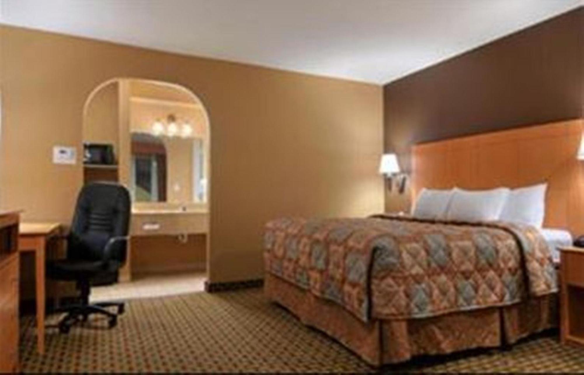 Days Inn By Wyndham Lubbock South מראה חיצוני תמונה
